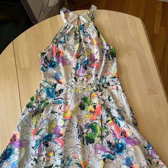 EXPRESS Watercolor Floral Halter Mini Dress Size 4 - Picture 4 of 11